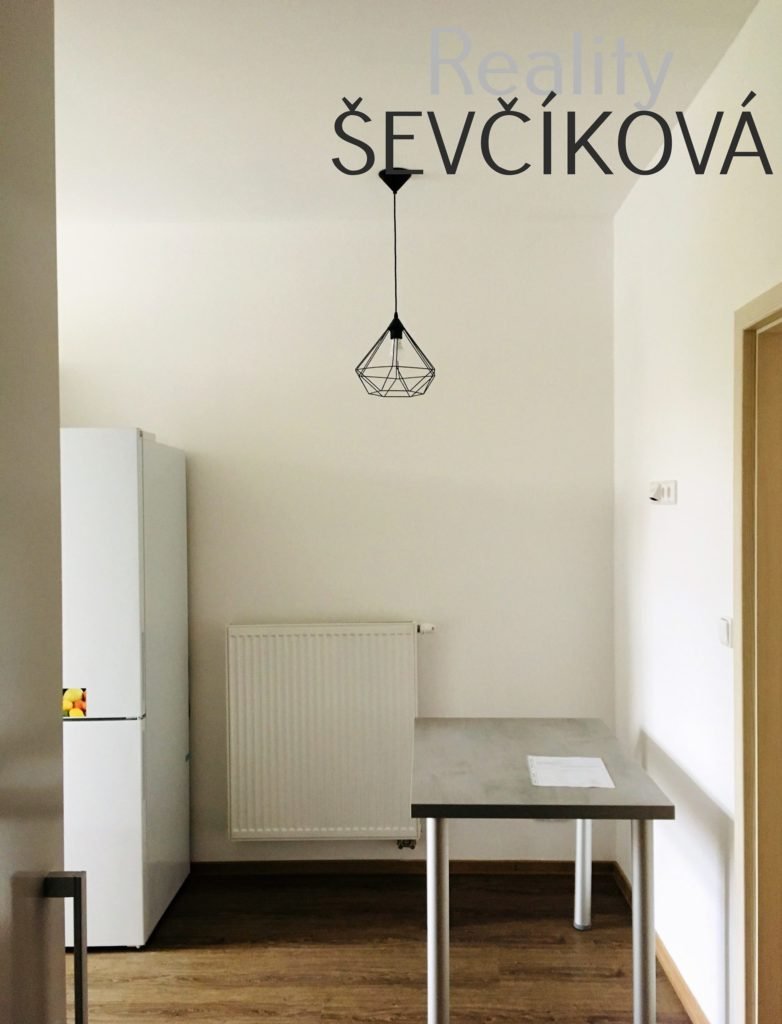Pronájem 2+kk po celkové rekonstrukci, 45 m2 – Pavla Hanuše