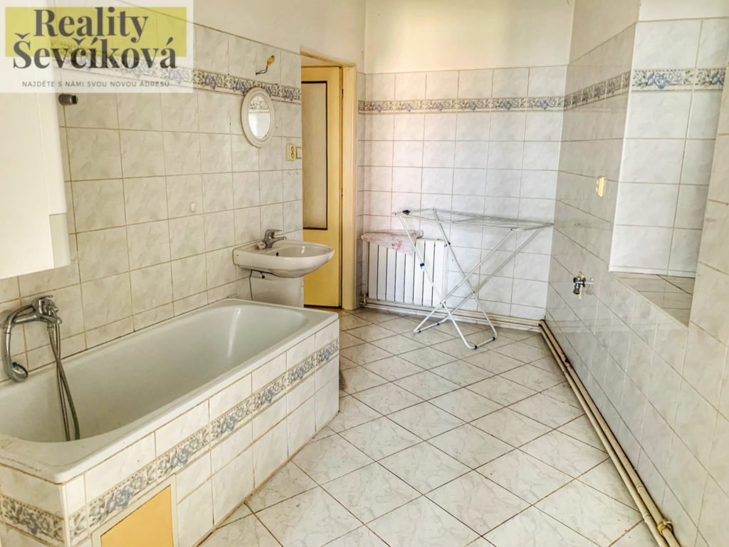 Pronájem 3+1, 100 m2 – Mýtská