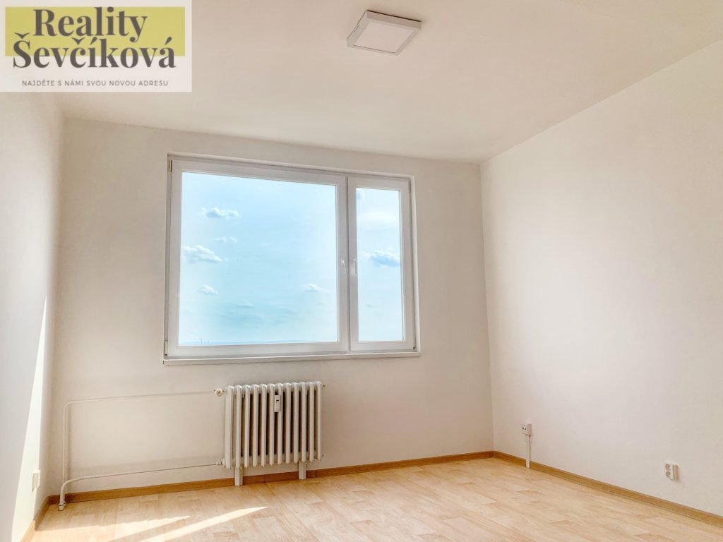 Pronájem 2+kk po kompletní rekonstrukci, 47 m2 – tř. Edvarda Beneše