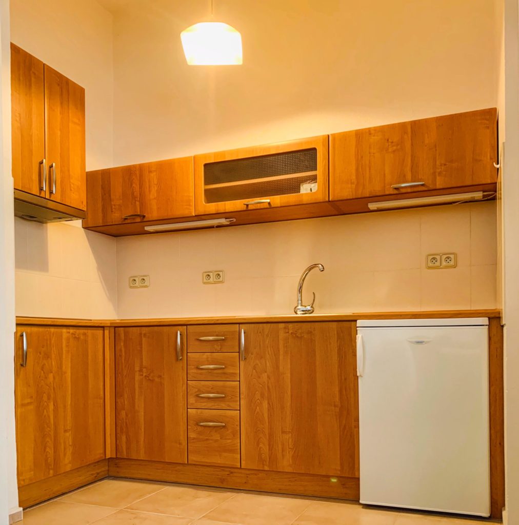 Pronájem 1+kk, 28 m2 – Nerudova