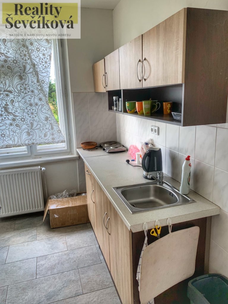 Pronájem 1+1 50 m2 se zahradou – Věkošská