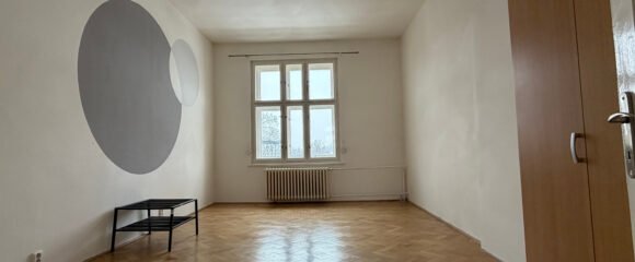 Pronájem 2+1 se dvěma balkóny, 90 m2 – Smetanovo nábřeží