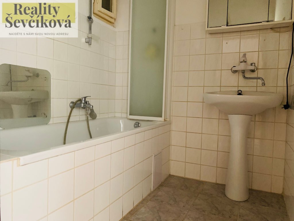 Pronájem bytu 2+1, 62 m2 – Vrchlického