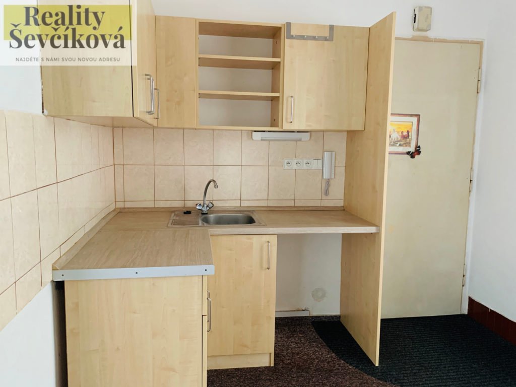 Pronájem bytu 2+1, 62 m2 – Vrchlického