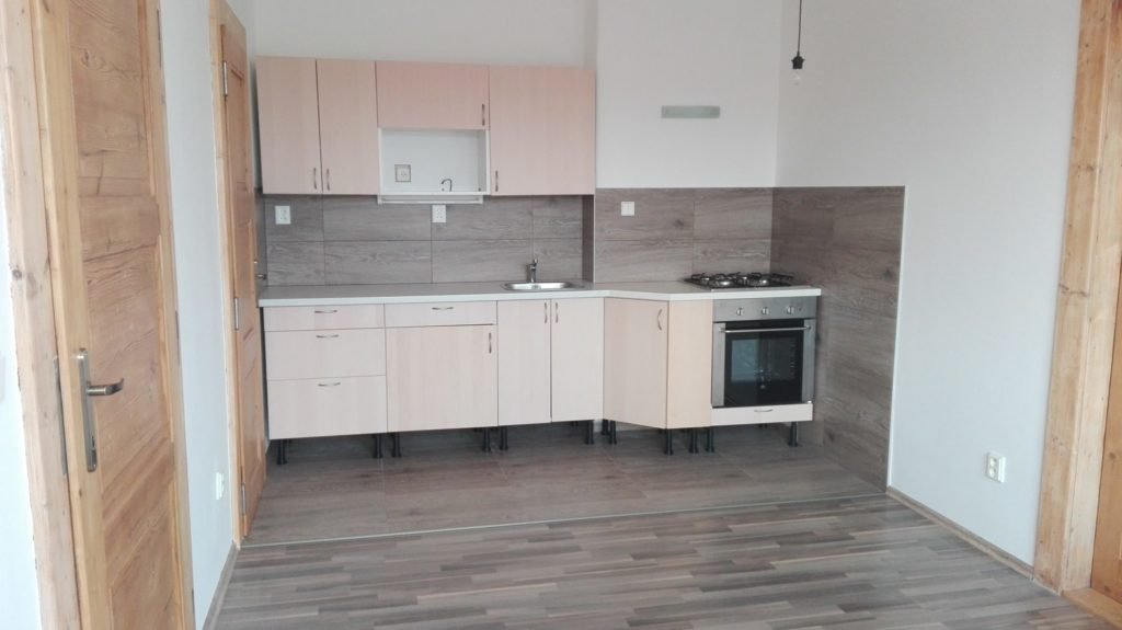 Prodej 2+kk po kompletní rekonstrukci, 52 m2 – Bidlova