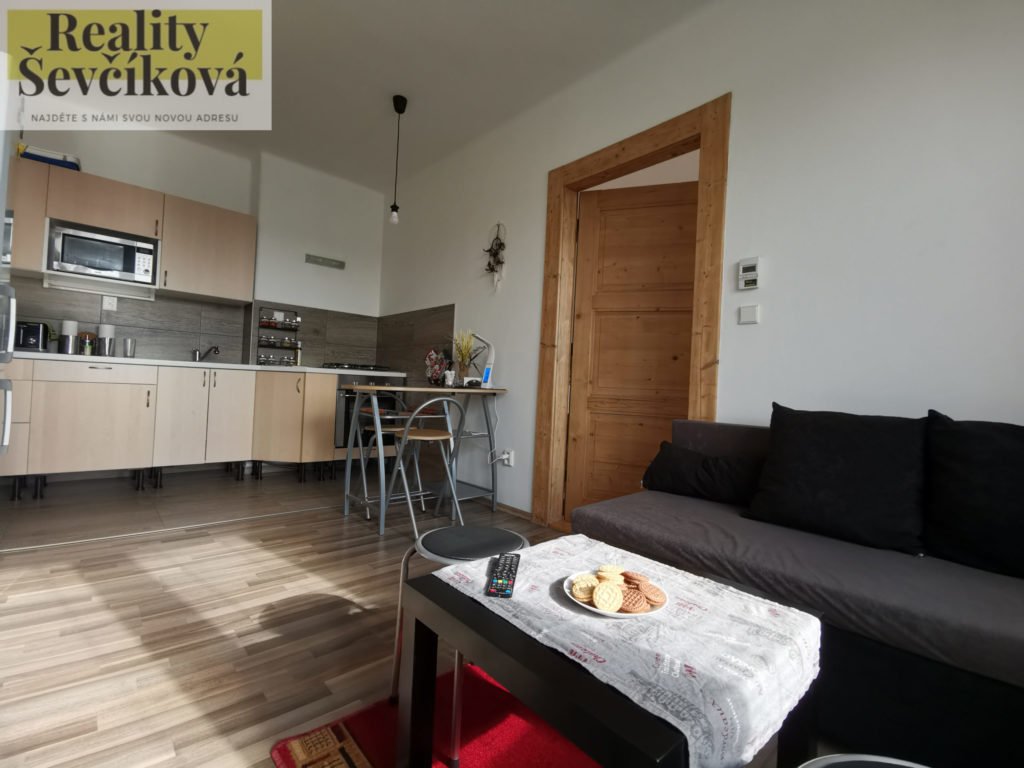 Prodej 2+kk po kompletní rekonstrukci, 52 m2 – Bidlova