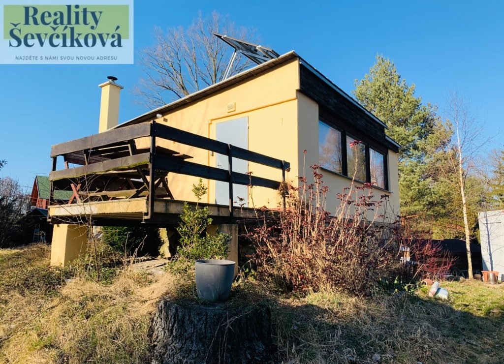 Prodej chaty v atraktivní lokalitě Dubina, 872 m2 – Hradec Králové, Svinary