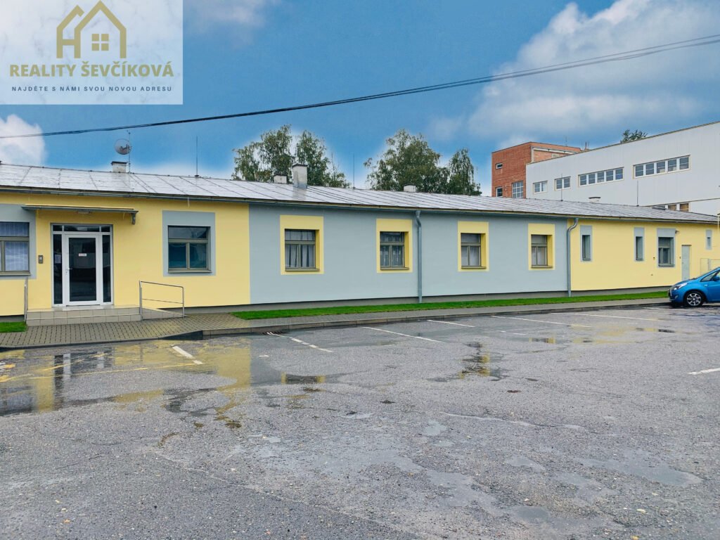 Pronájem kanceláře, 28 m2 – Podnikatelské centrum, ul. Bieblova