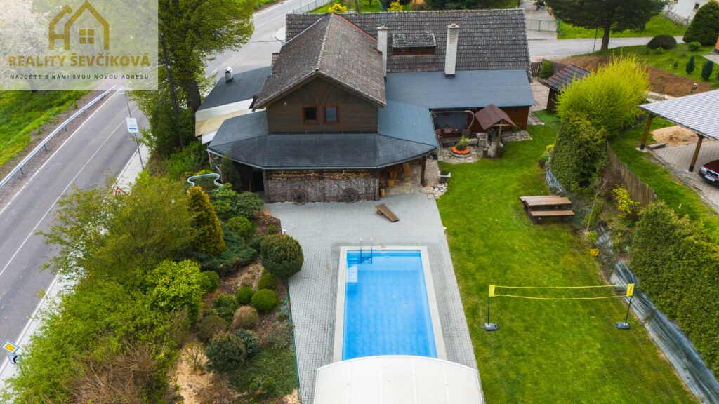 Prodej zavedeného penzionu, 1871 m2 – Dolní Brusnice