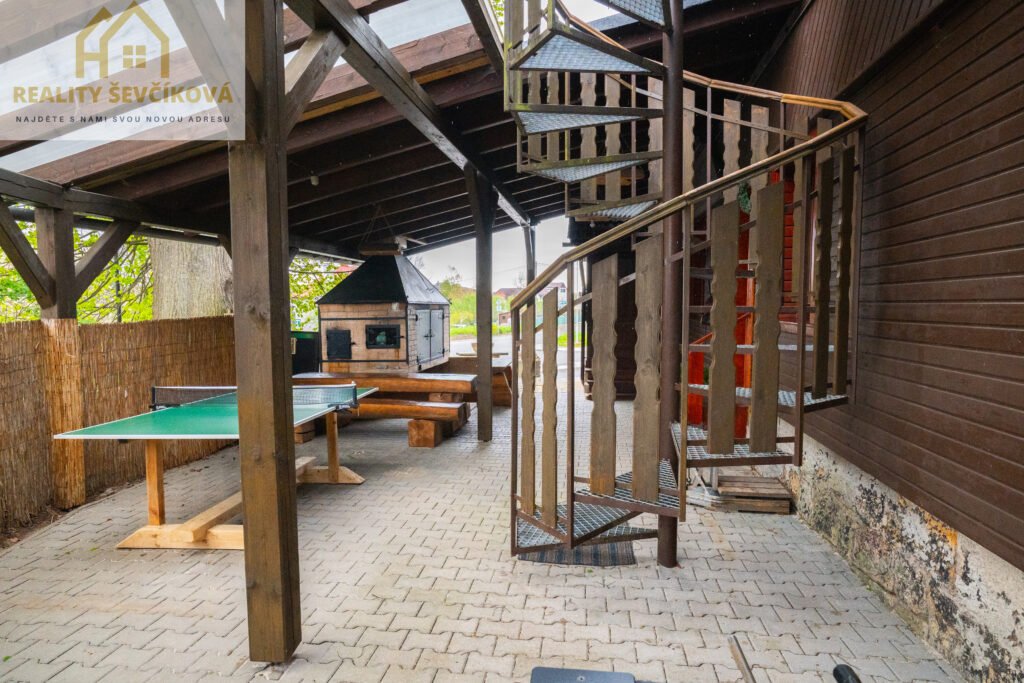 Prodej zavedeného penzionu, 1871 m2 – Dolní Brusnice