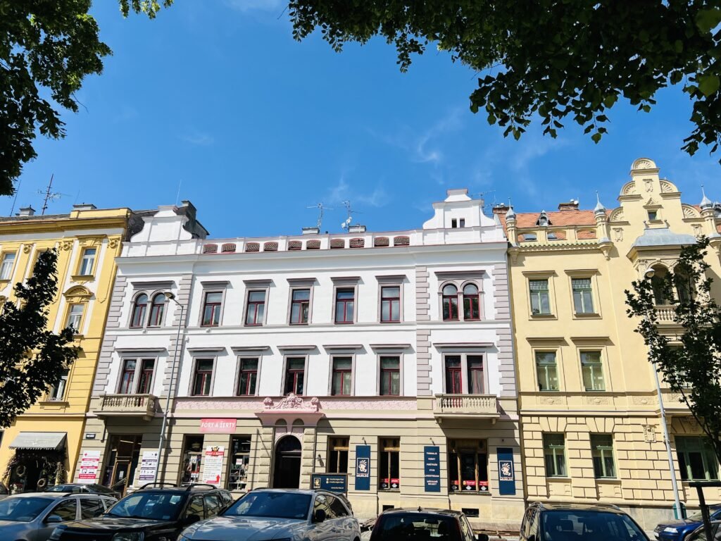 Pronájem 2+kk po celkové rekonstrukci, 55 m2 – Tylovo nábřeží