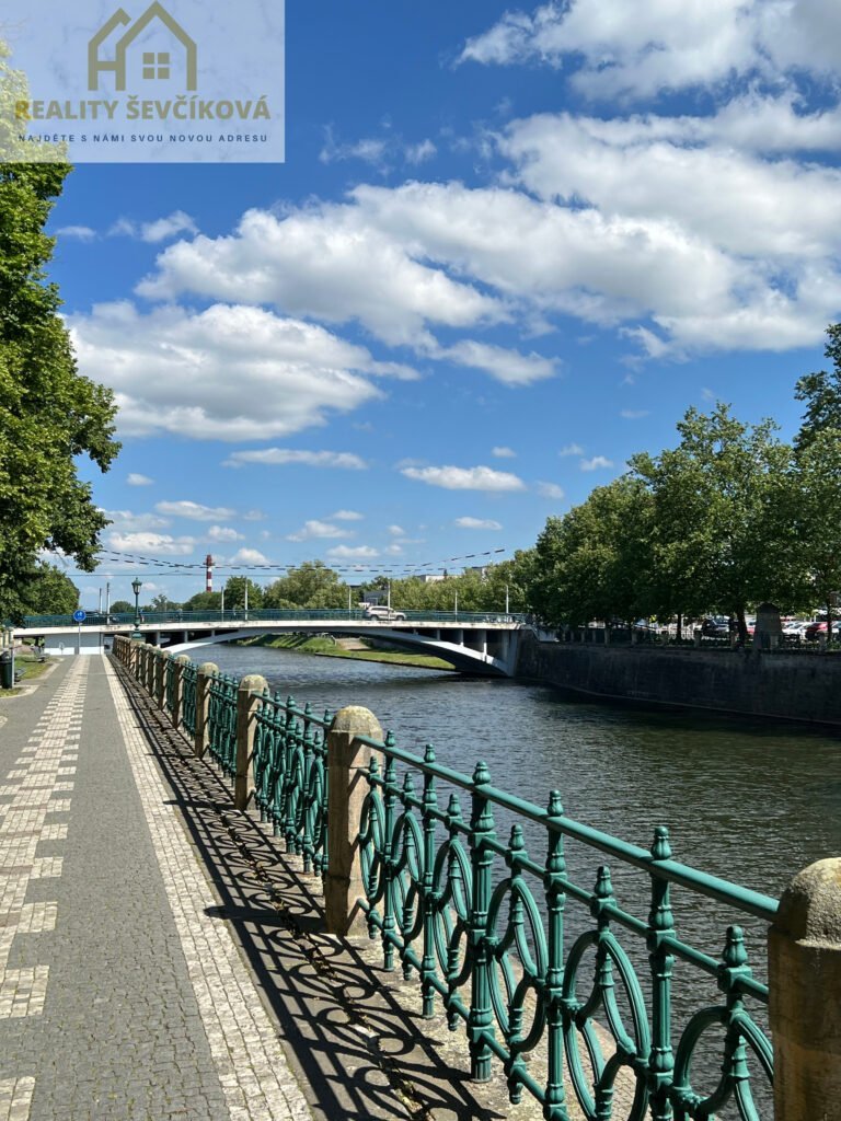 Pronájem 2+kk po celkové rekonstrukci, 55 m2 – Tylovo nábřeží