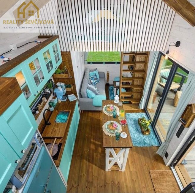 Kompletně zařízený tiny house s terasou v Boho stylu, 22 m2 + 19 m2 terasa