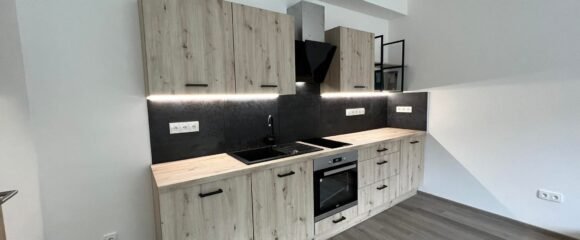 Pronájem pěkného 1+kk, 30 m2 – Bidlova