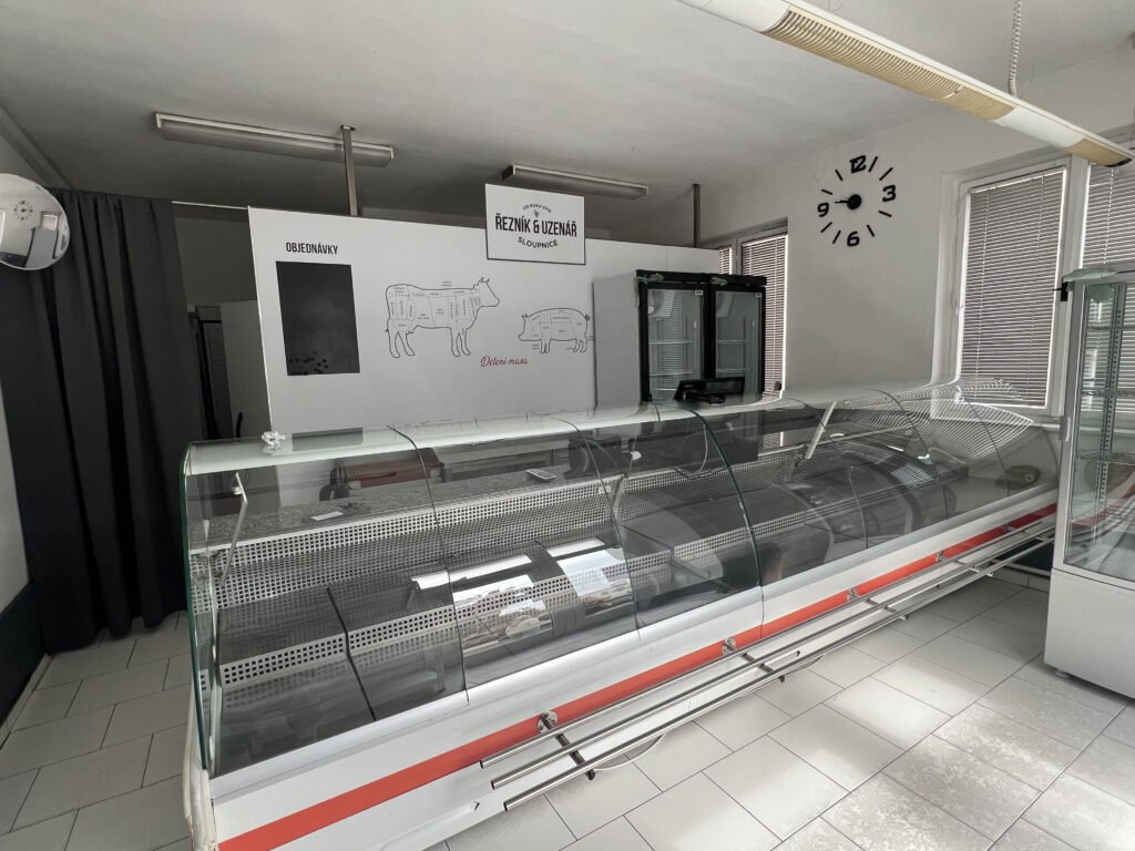 Pronájem obchodního prostoru 37 m², Holice – nám. T. G. Masaryka