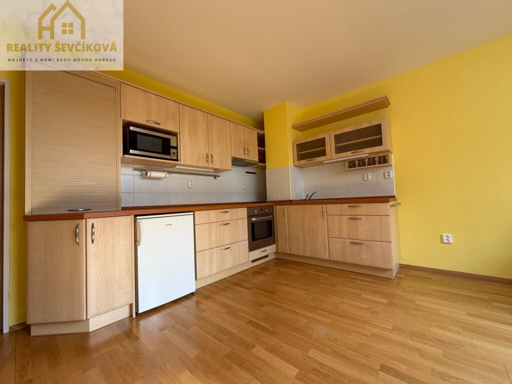 Prodej atypického mezonetu 2+kk, 86 m2 – Šafránice, Náchod